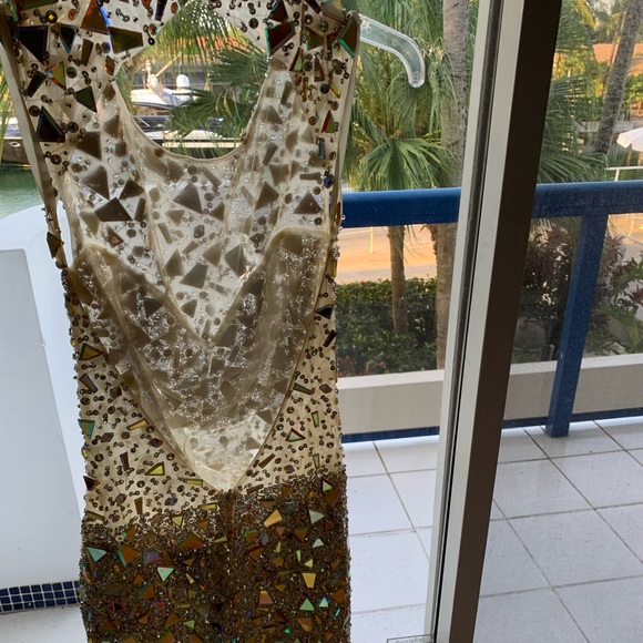 Dress - Picture 4 of 6